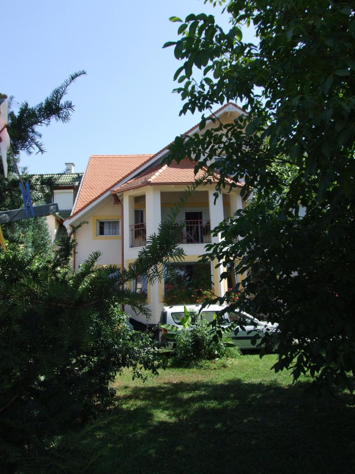 Apartment Révész Harkány Exterior foto